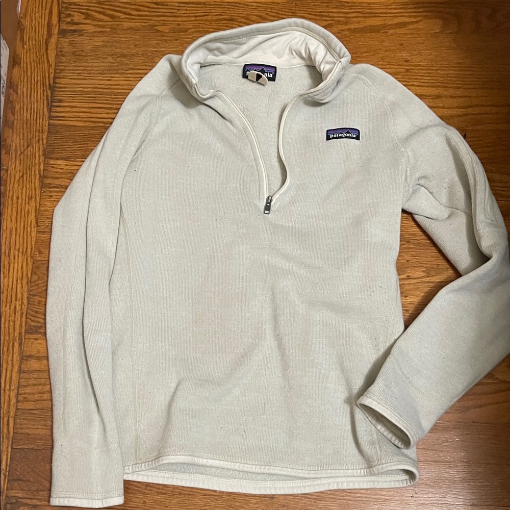 Patagonia Off-White Half-Zip Fleece Pullover